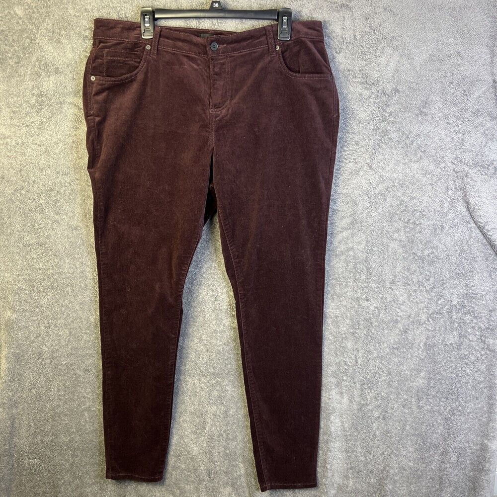 Edyson Pants Women’s Pants Burgundy Size 14W Velvet Corduroy Skinny Stretch